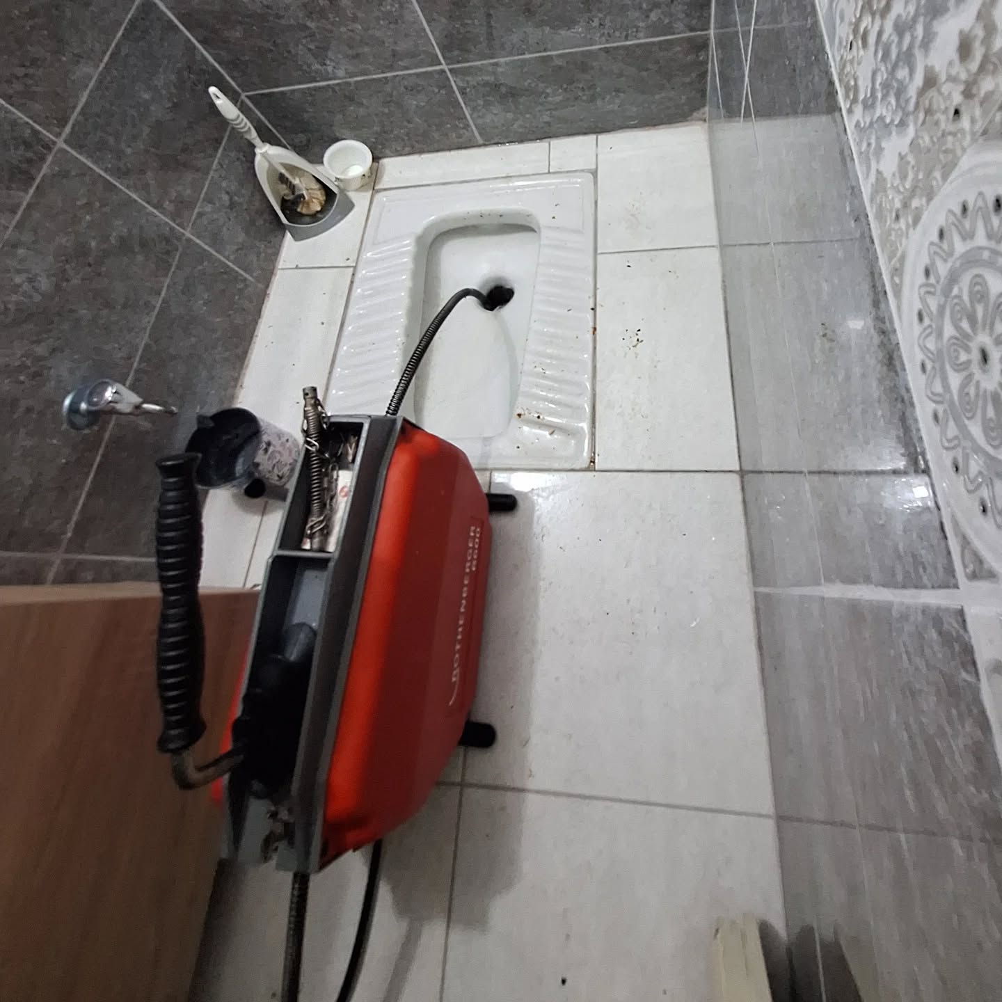 Tuvalet Gideri Açma